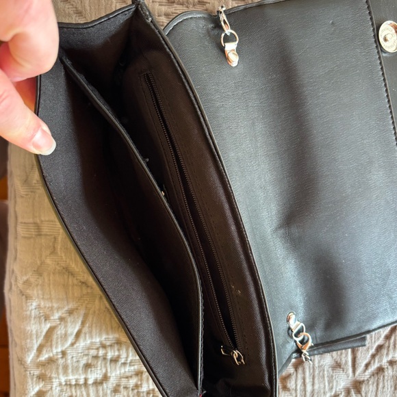 Black Crossbody Clutch with Silver Removable Chain Strap - Picture 5 of 6